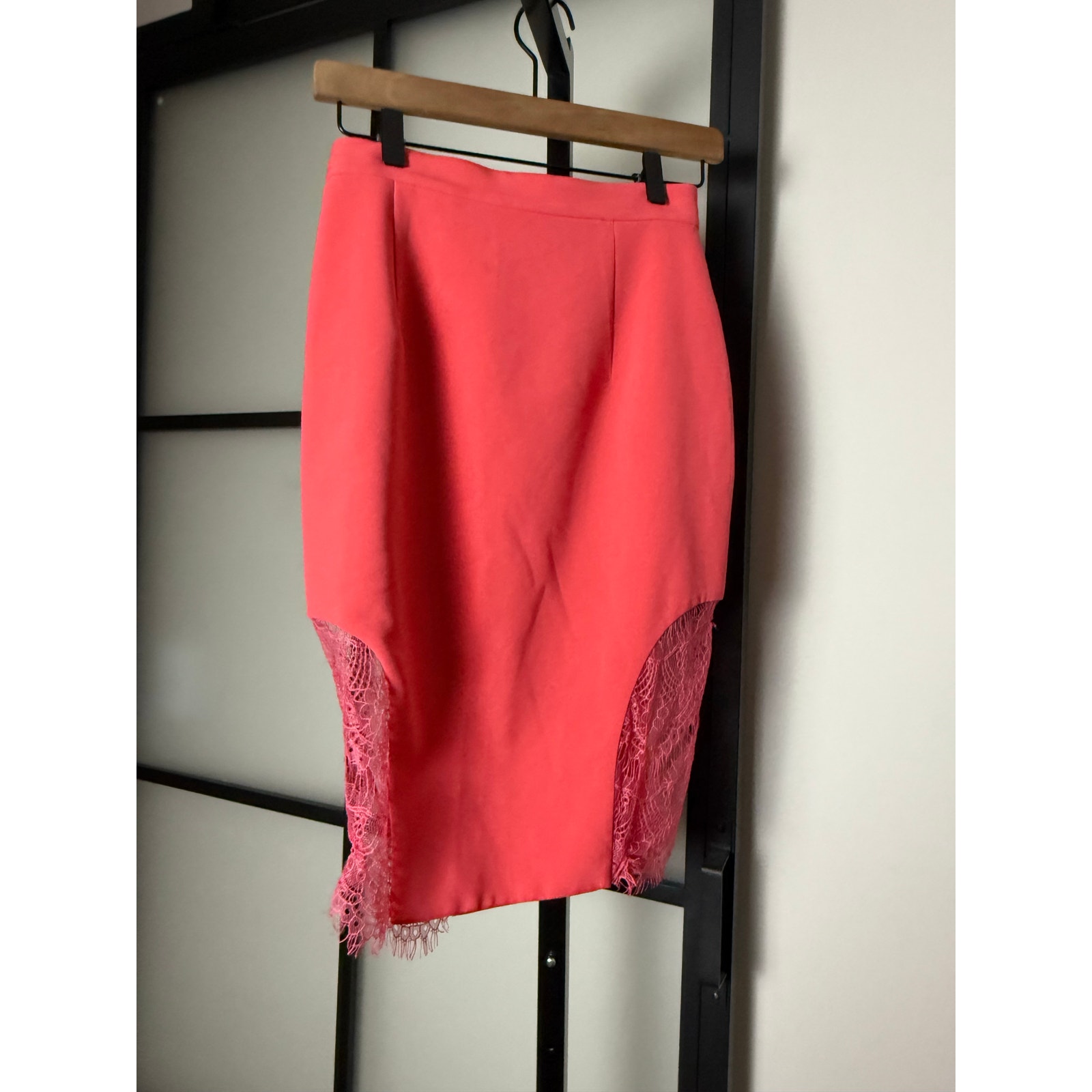 Nwt House Of Cb London Coral Lucasta Skirt Size Small